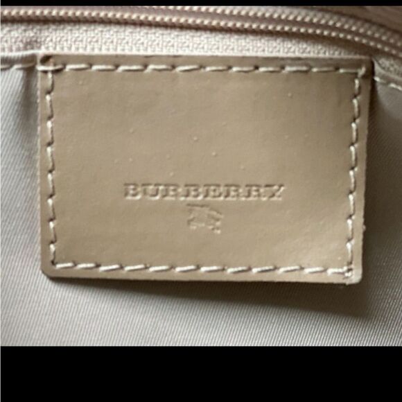 FINAL PRICE FLASH SALE🔥 AUTHENTIC VINTAGE BURBERRY PINK NOVA CANDY SHOULDER BAG - Picture 8 of 12